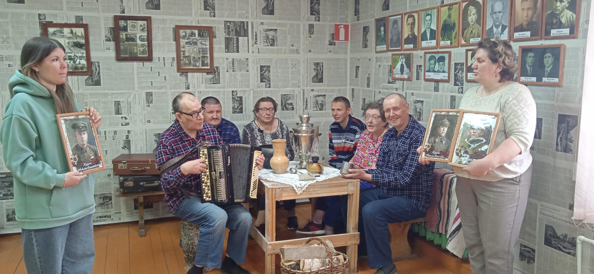 ДОРОГАМИ ВОЙНЫ
